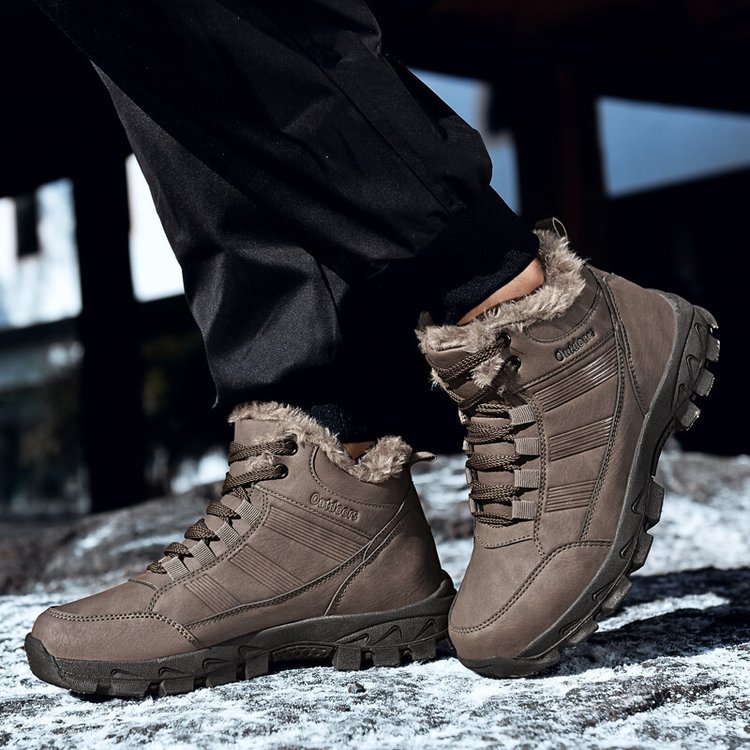 Men's Winter Plus Velvet Outdoor Anti-Ski Boots