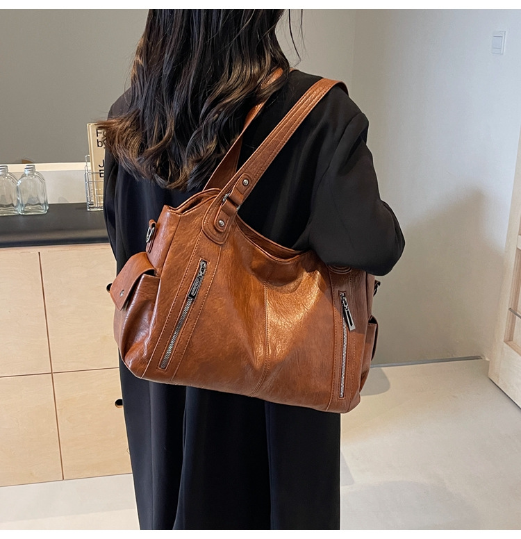 🌲Early Christmas Sale 49% OFF🌲Women's Punk Style Studded Decor Tote Bag