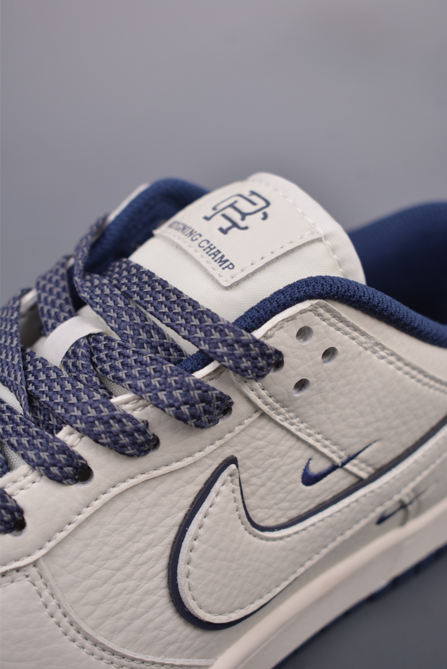 Fragment Design x Nike SB Dunk Low White Blue RC3085-891