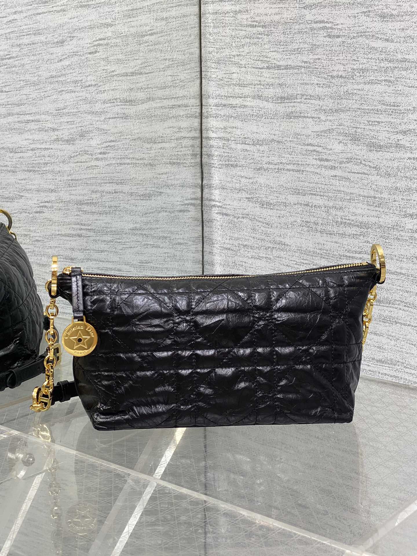 Dior Hobo star chain bag