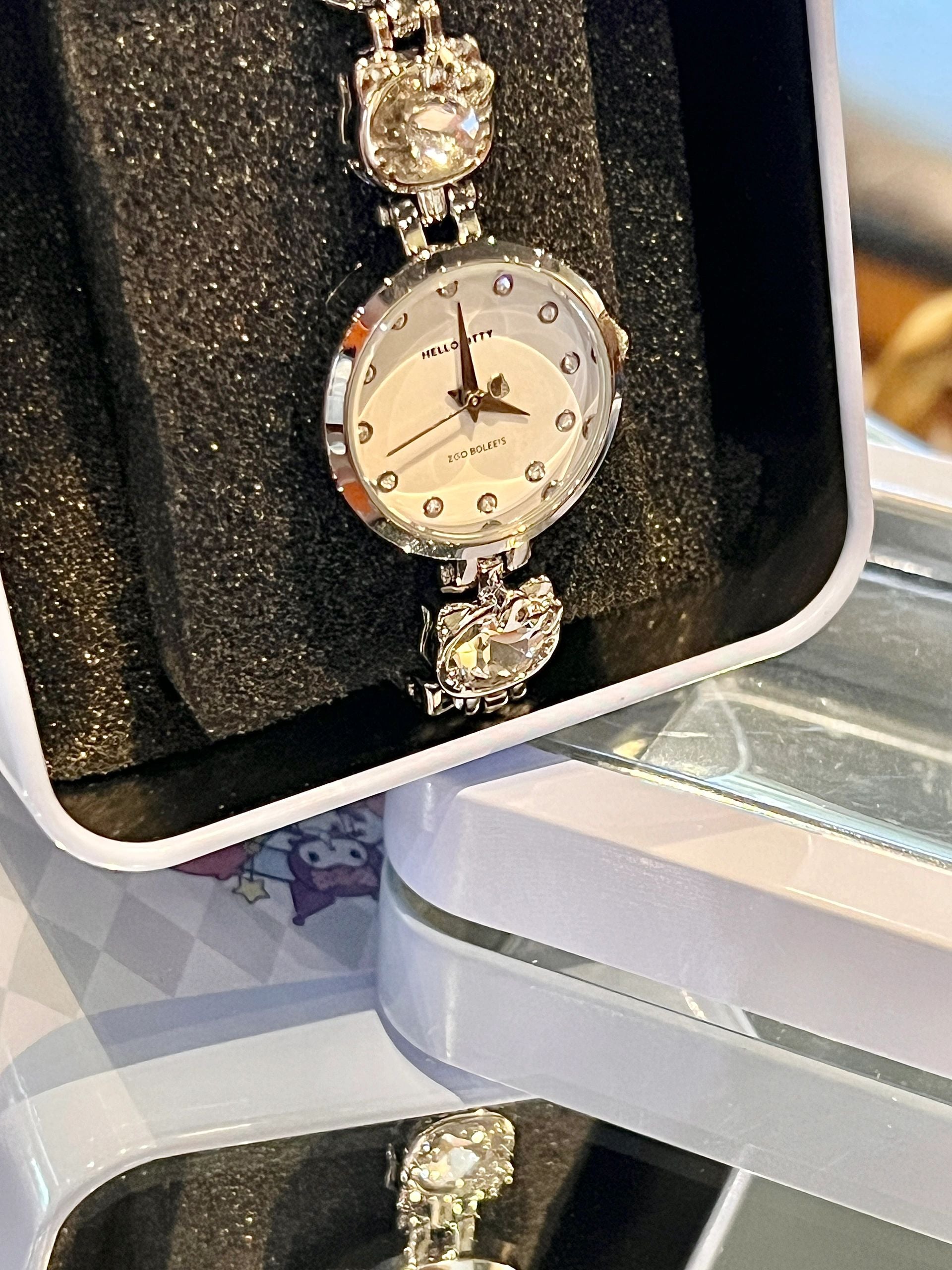 Hellokitty Clastyle Bracelet Watch Rhinestone Women Watch Gift for Her (25mm)