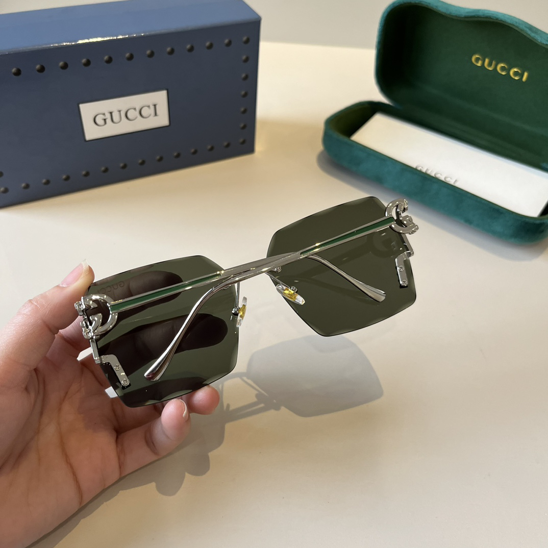 Gucci Square Frame Sunglasses
