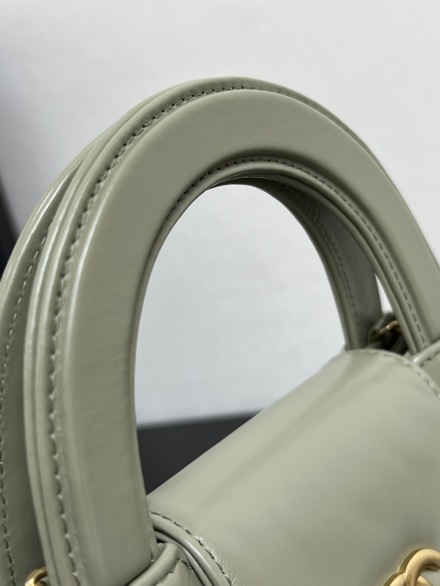 Chanel 25c large kelly diamond handbag 99300
