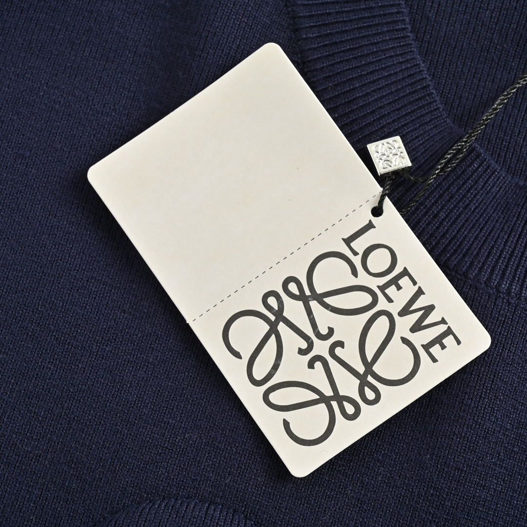 Loewe 24Fw Embossed Anagram Crew Neck Sweater