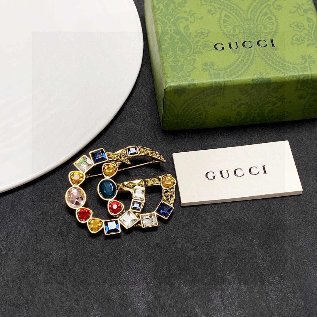 GUCCI colorful diamond brooch