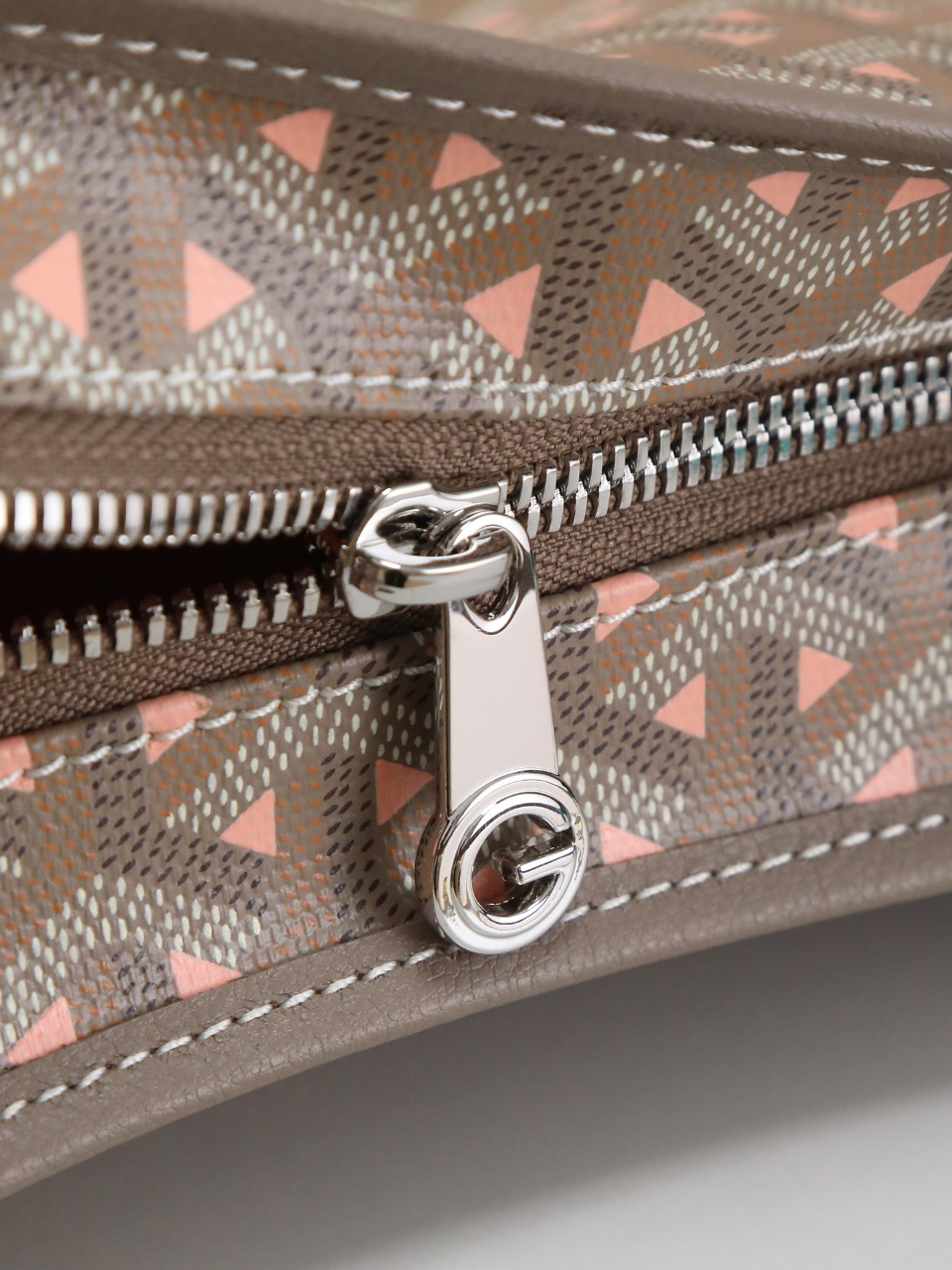 Goyard bohemian hobo 020223
