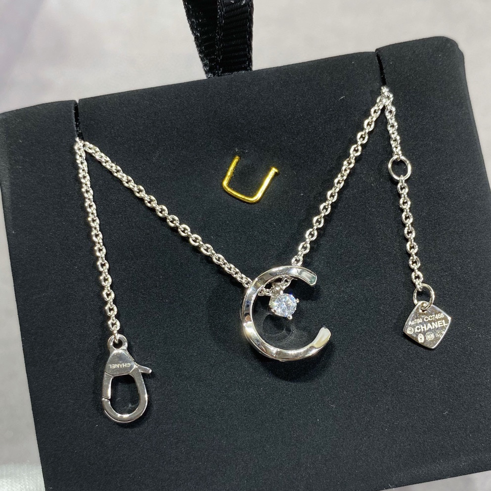 Chanel CNC Carved Diamond Water Moon Necklace