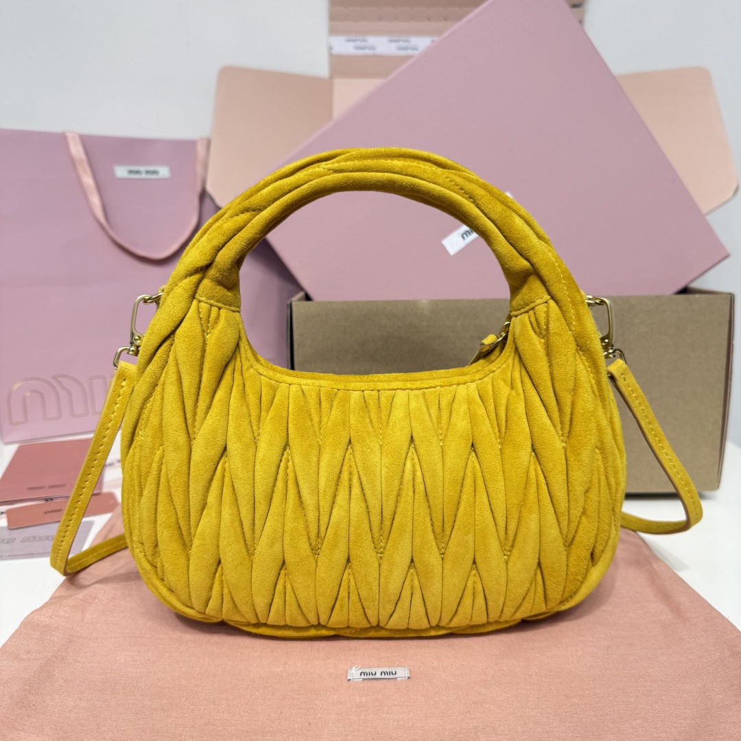 Miu Miu Miu Wander suede leather handbag 5BC125