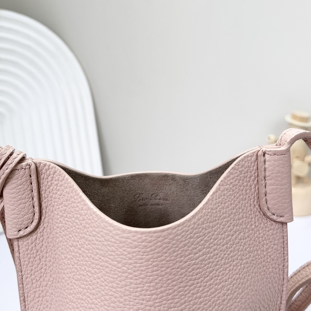 Loyo Pianya Bale mobile phone bag