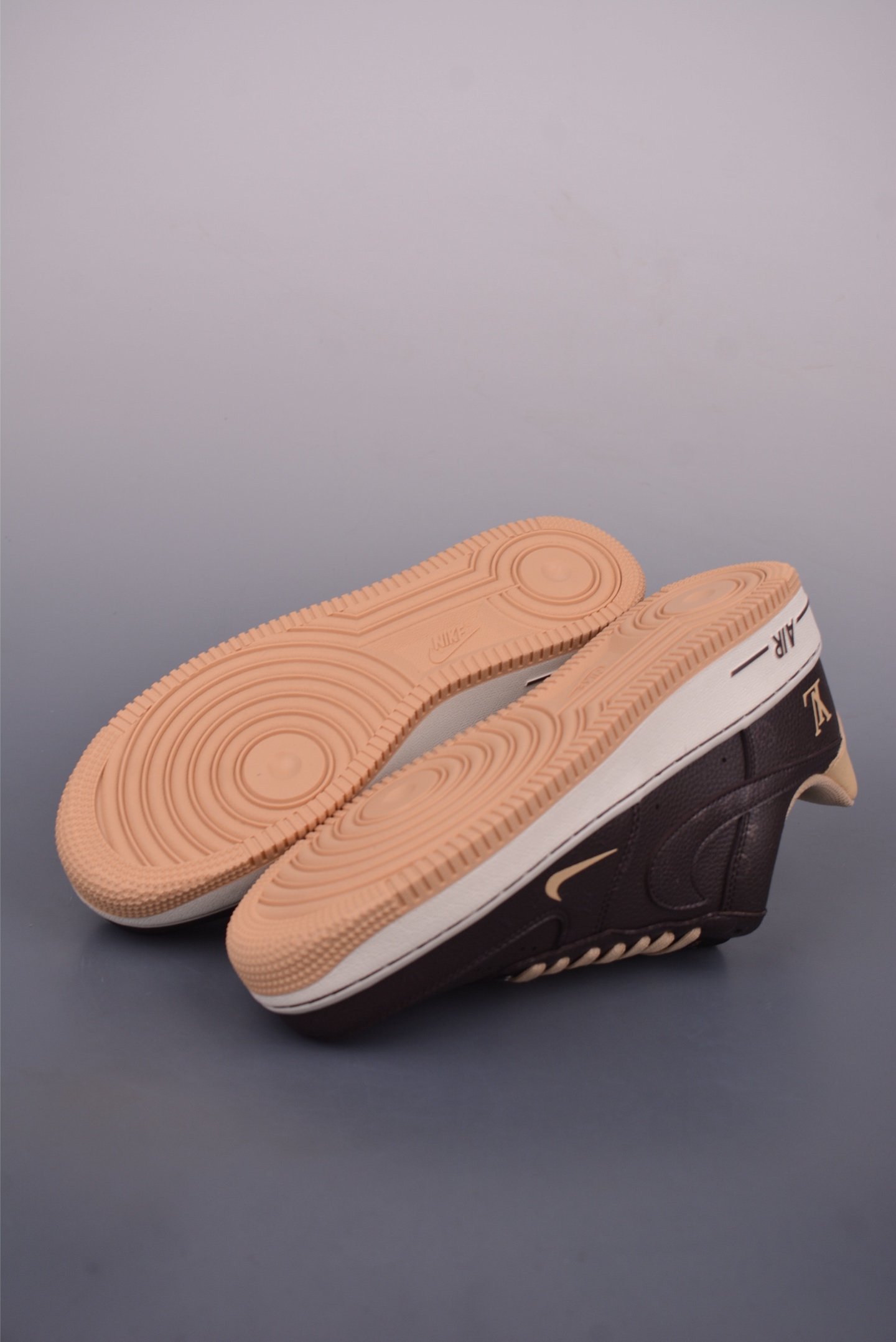 Louis Vuitton x Nike Air Force 1 Low 