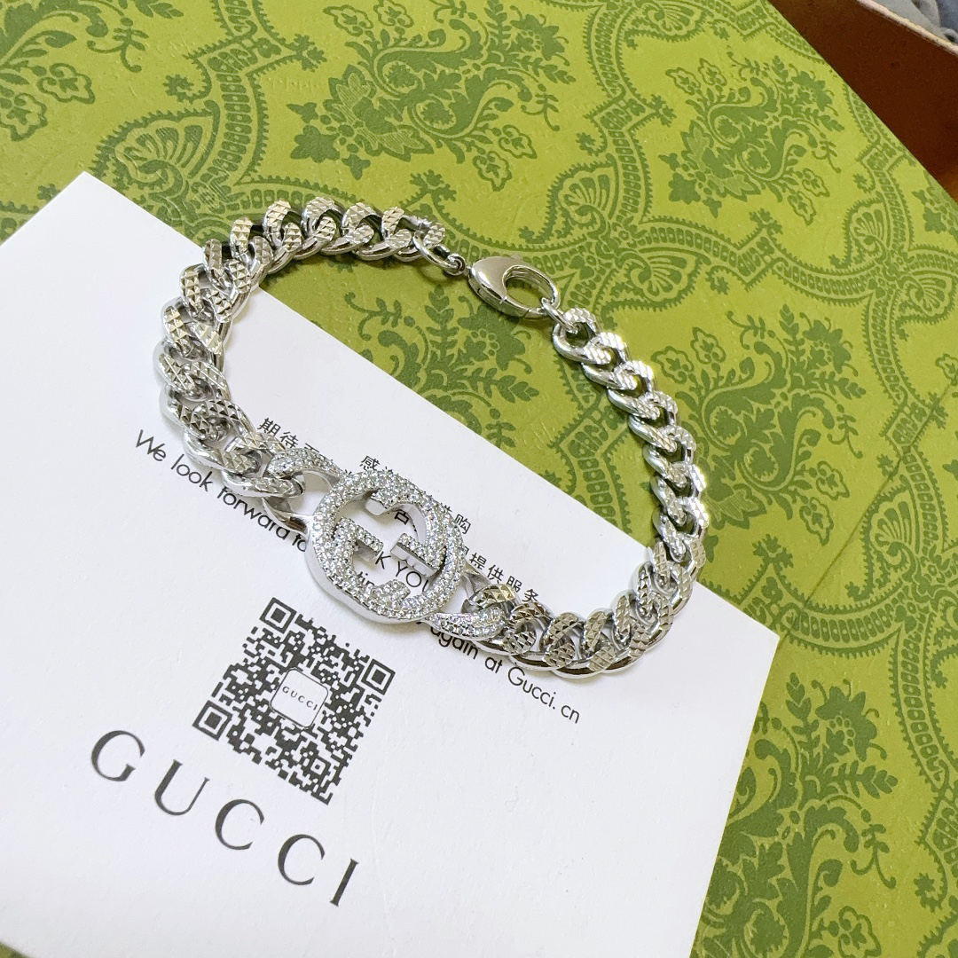Gucci GG diamond flat chain bracelet