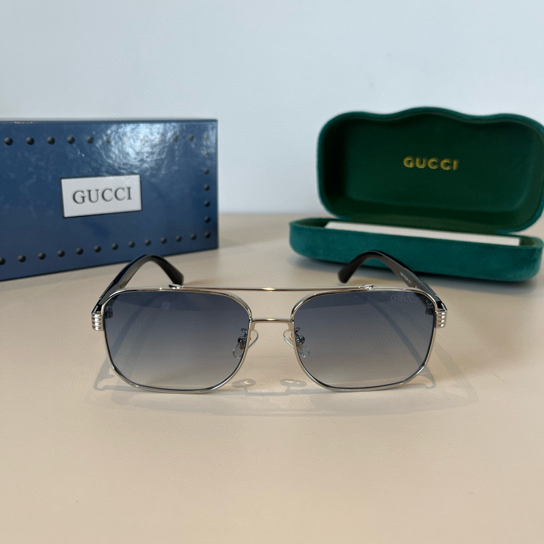 Gucci Square Frame Sunglasses