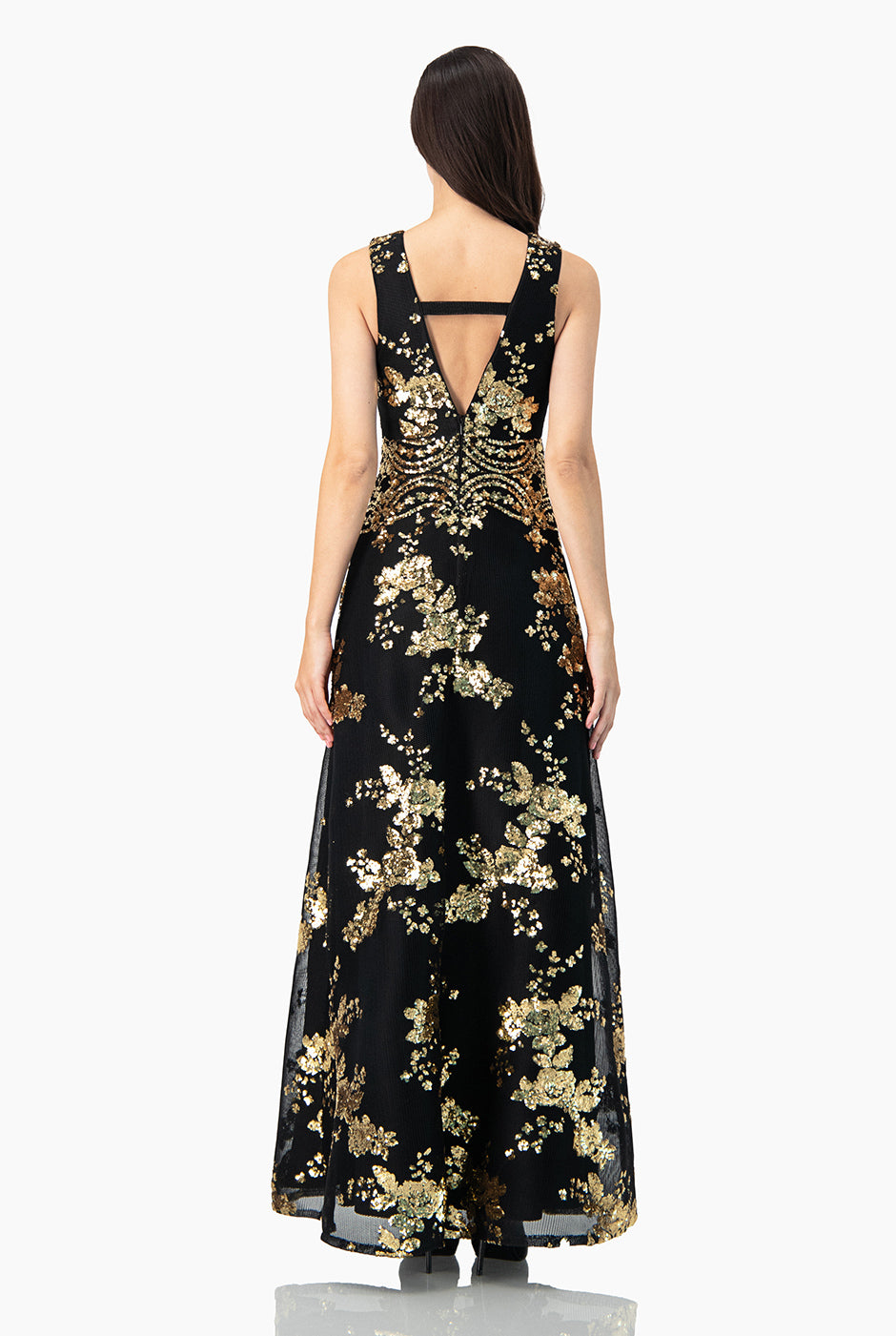Vestido de noche amplio con escote en V
