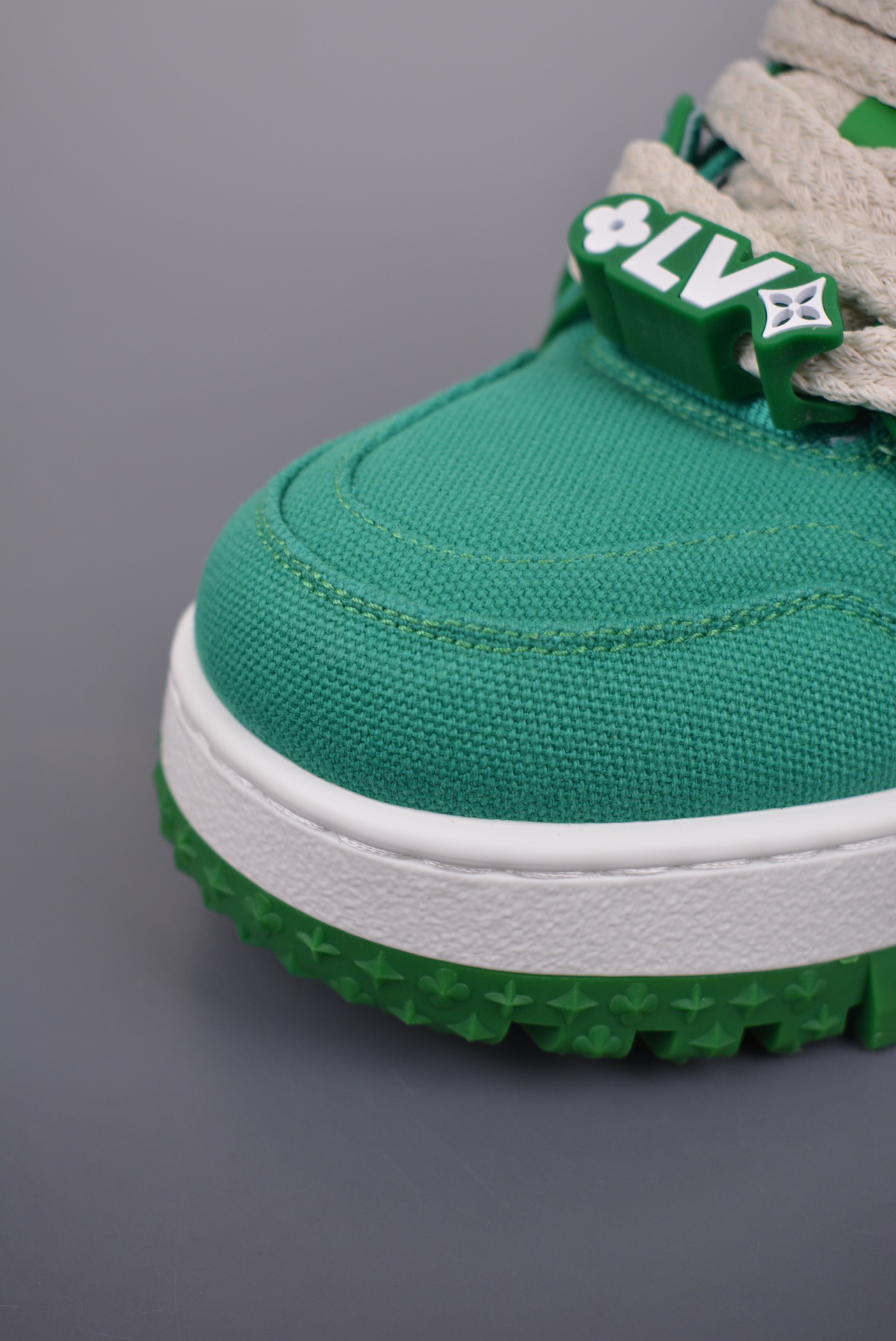 Louis Vuitton Trainer Maxi Low Sneaker green and white