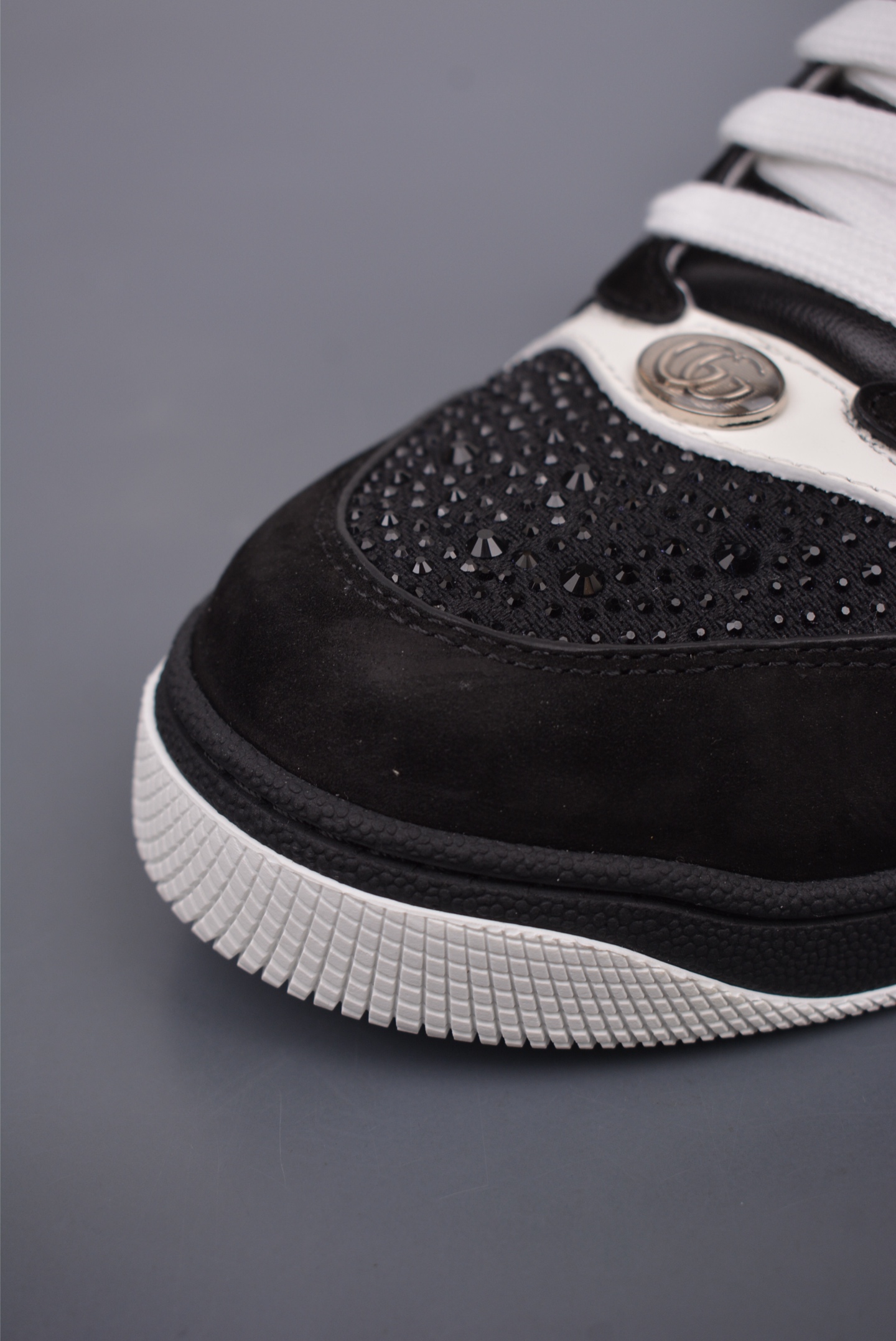Gucci Screener GG Sneaker Low black and white diamonds
