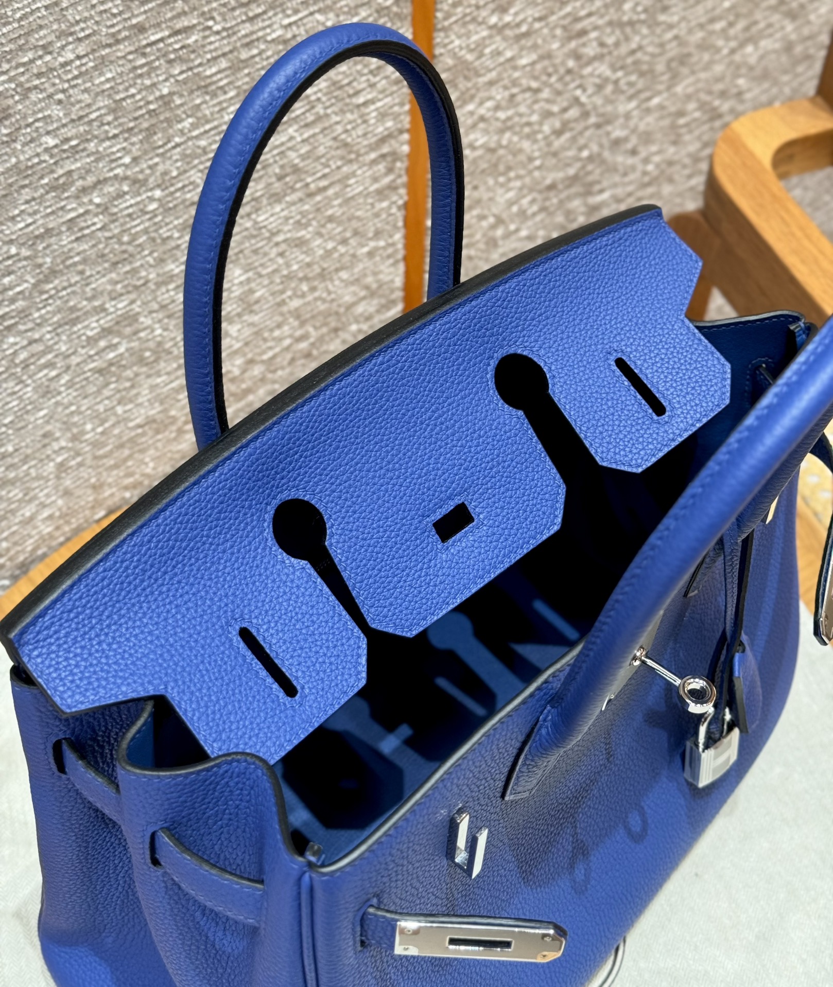 Hermès Birkin 7TBlue electric handbag (handmade to order)