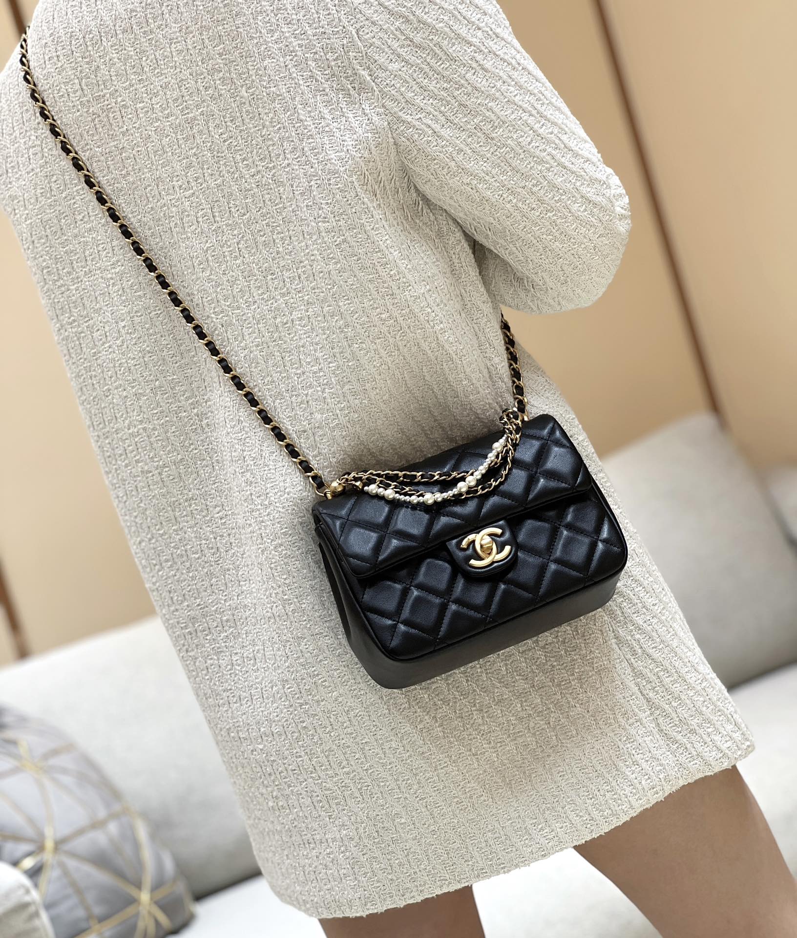 Chanel 24P Spring/Summer Preview Series Limited Edition Pearl Bag AS4384 00138