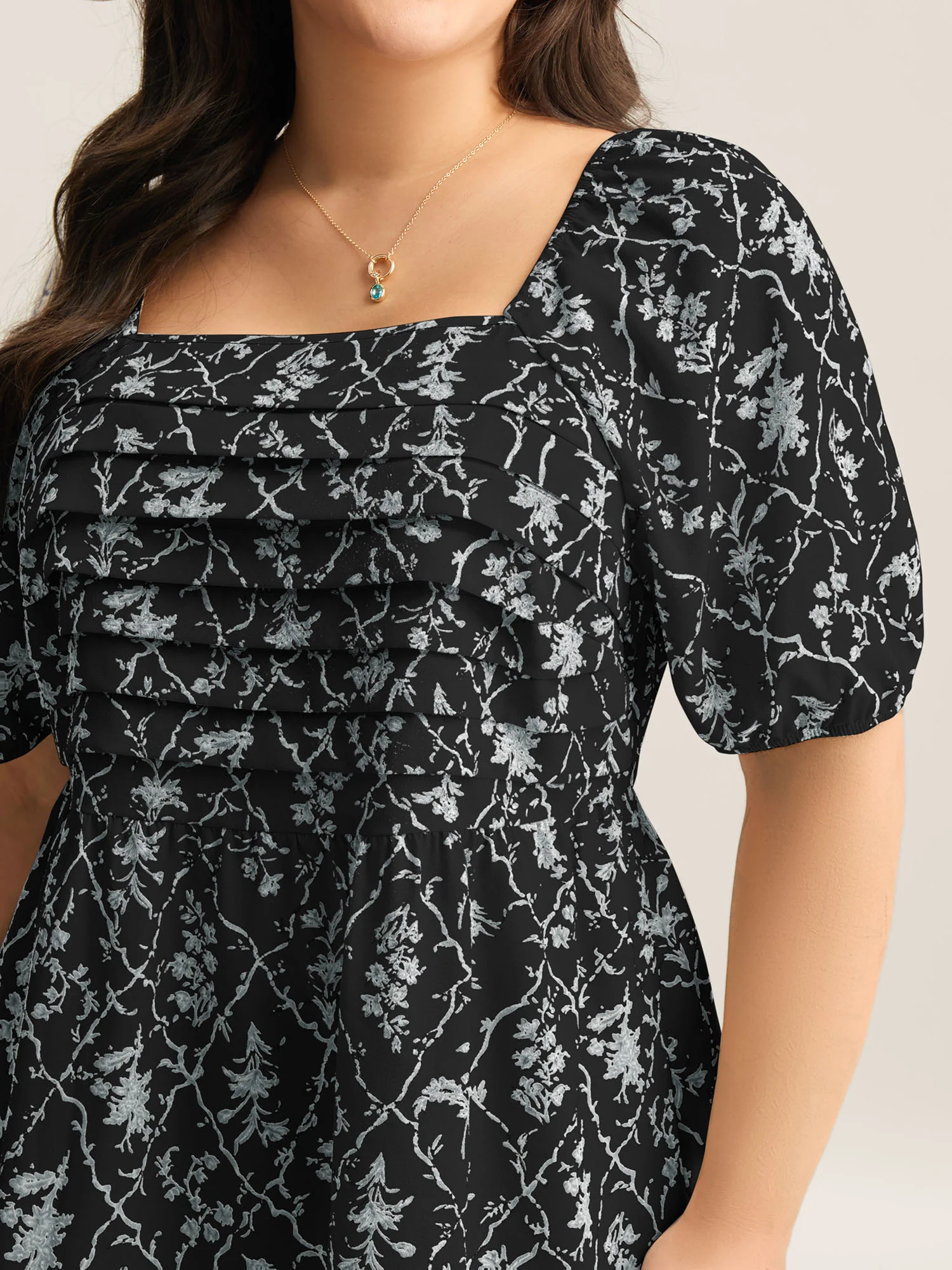 Floral Pleated Bodice Puffy Sleeve Blouse