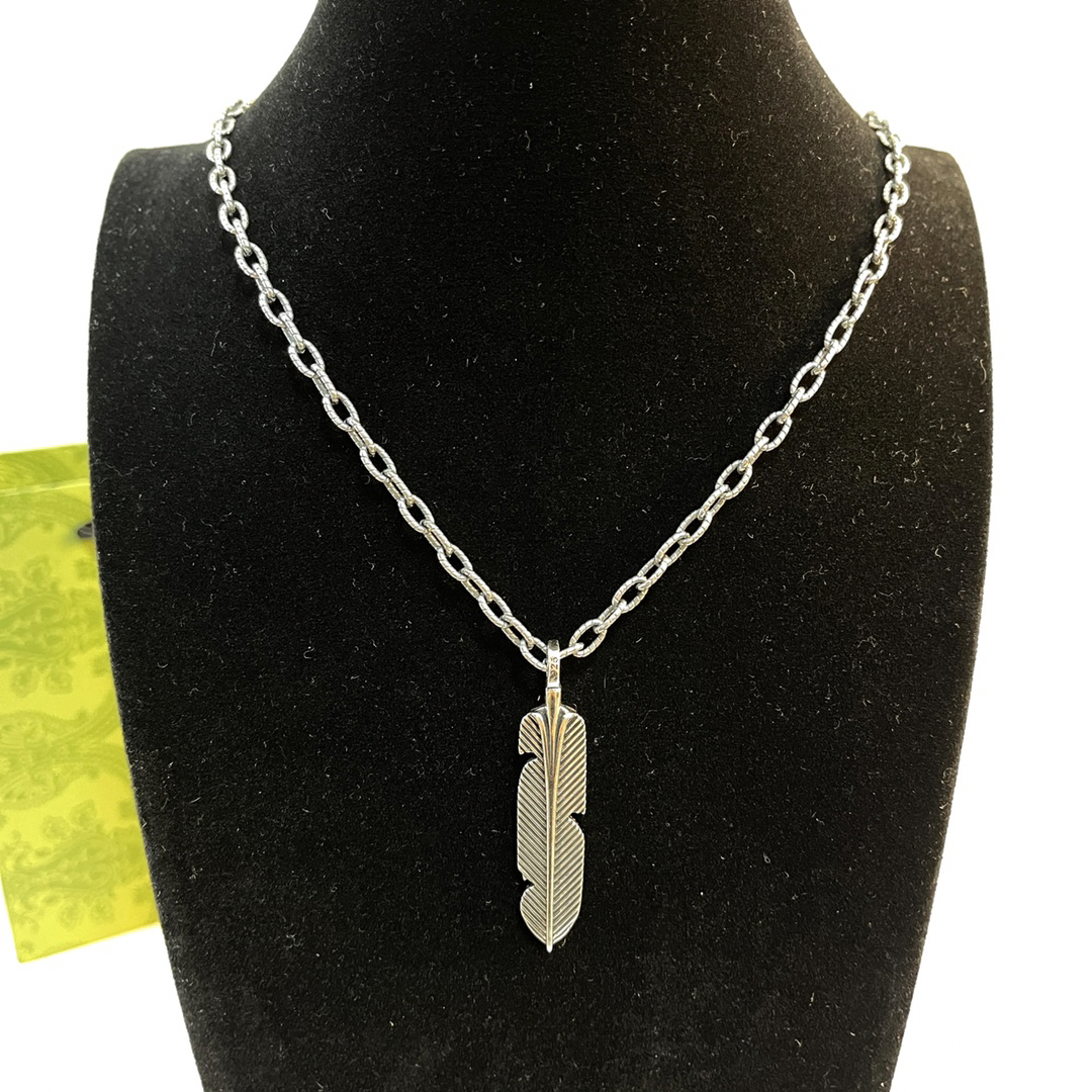 Gucci GG Feather Vintage Necklace