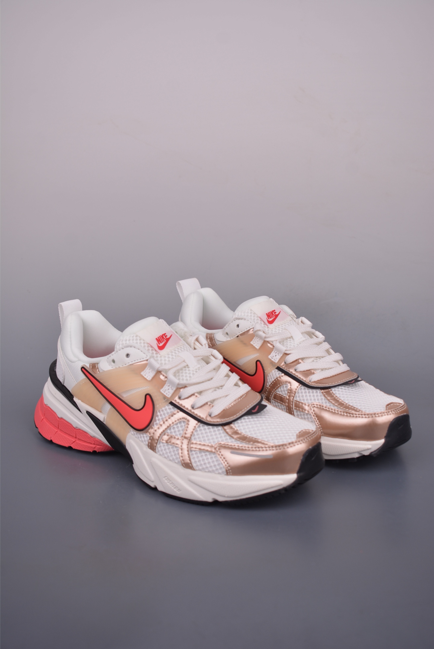 Nike V2K Runtekk 