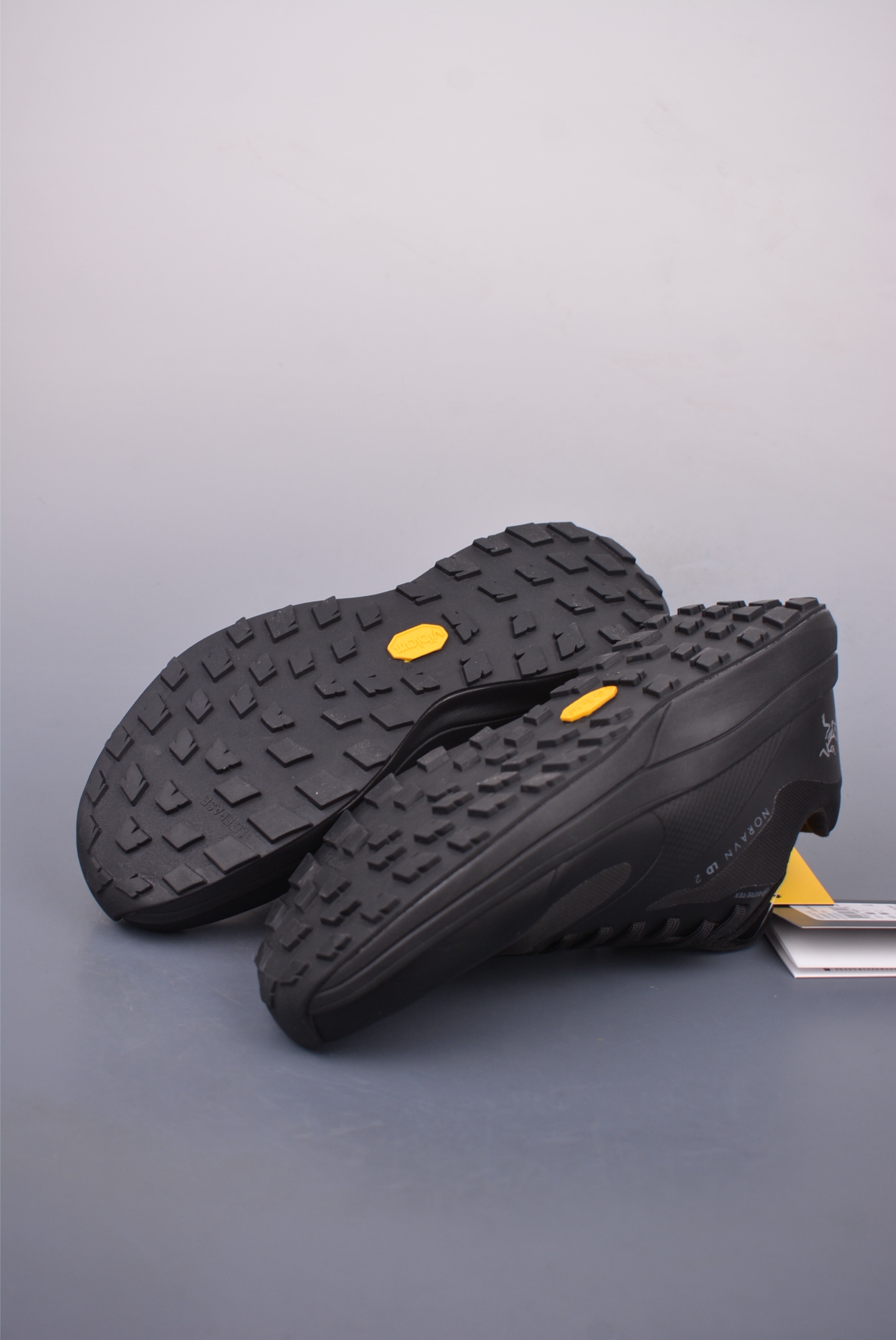 Arc'teryx KONSEAL LT W Black