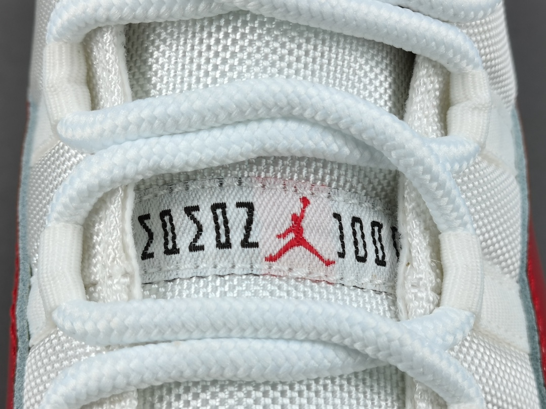 Nike Air Jordan 11 Retro HighCherry CT8012-116