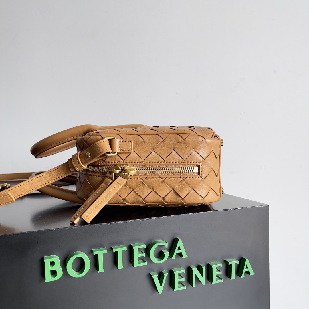 Bottega Veneta 2024 Spring Get Away Small Square Bag 776736