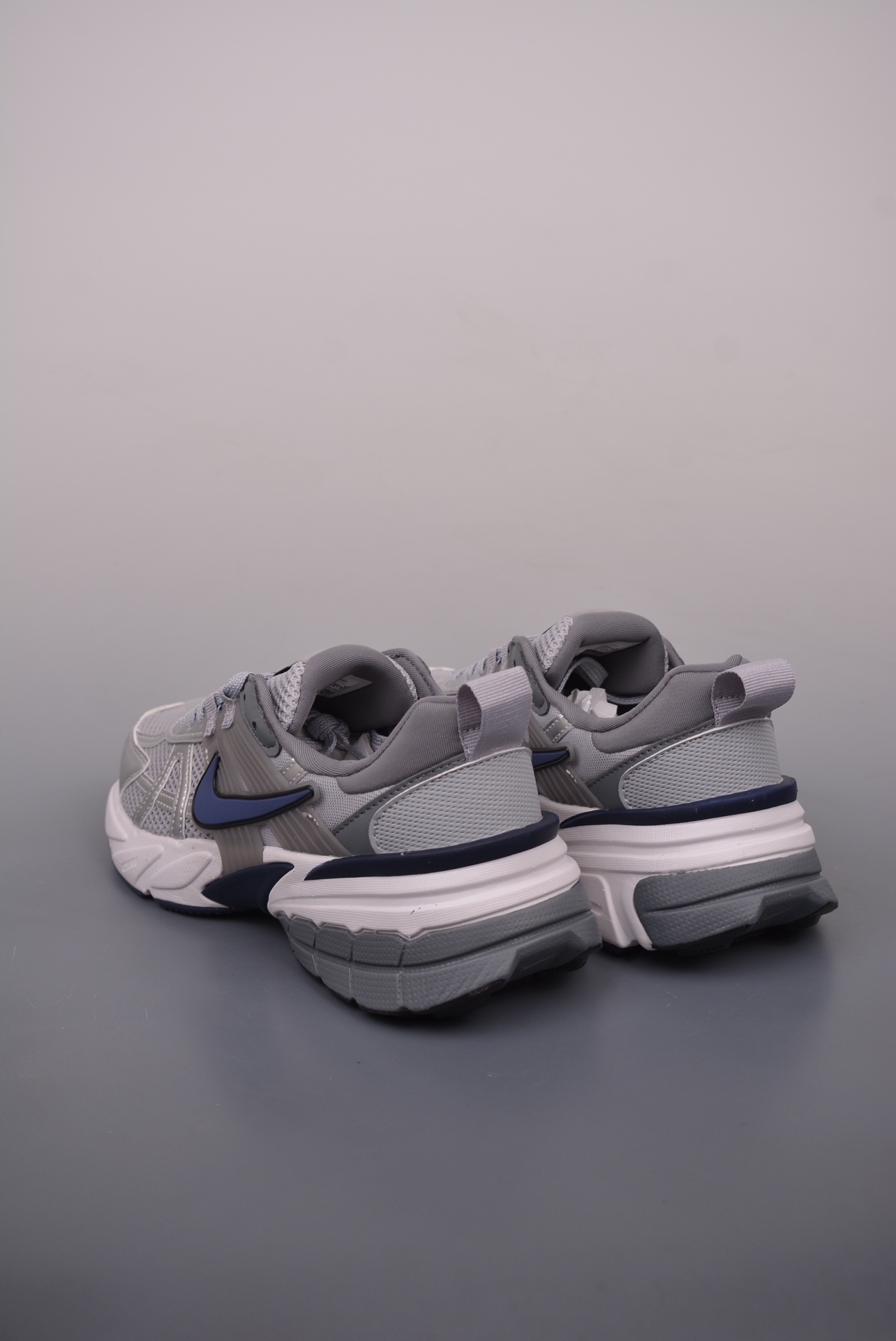 Nike Wmns V2K Runtekk Low Liquid Silver Grey Blue HJ4497-002
