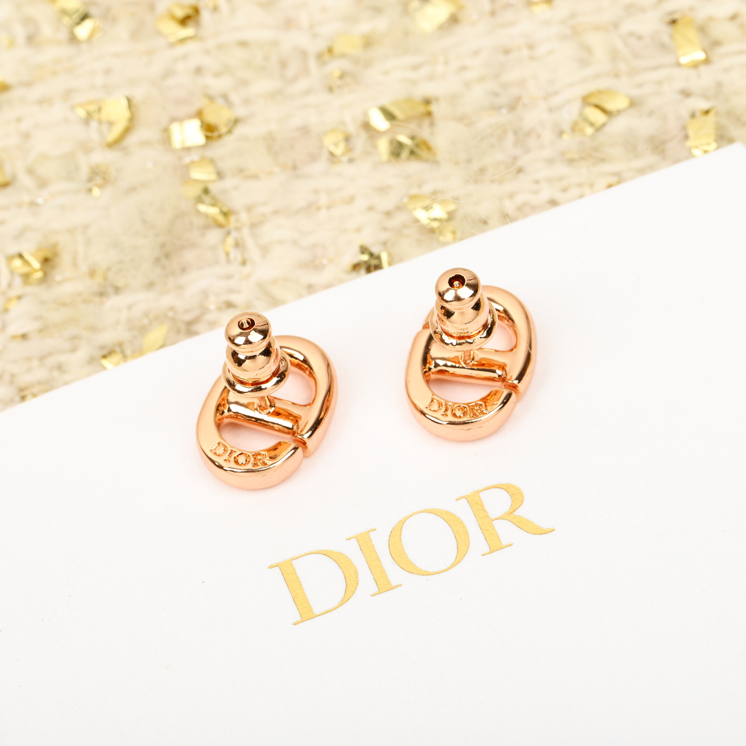 Dior CD letter earrings
