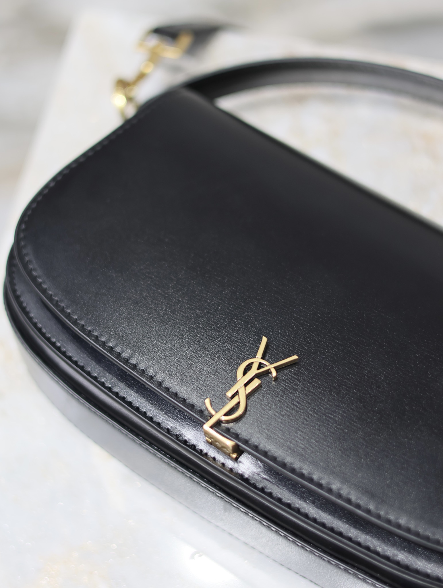 Yves Saint Laurent VOLTAIRE Handbag Crossbody Bag 787671