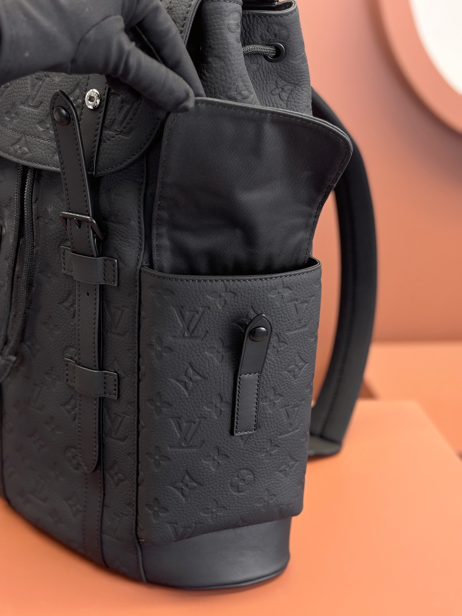 Louis Vuitton CHRISTOPHER Medium Backpack M55699