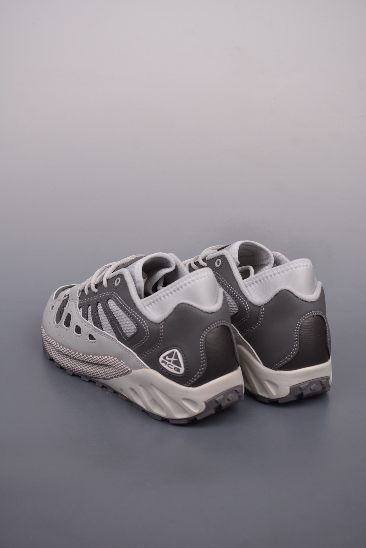 Nike ACG Air Exploraid Dark Grey  FJ1920-202