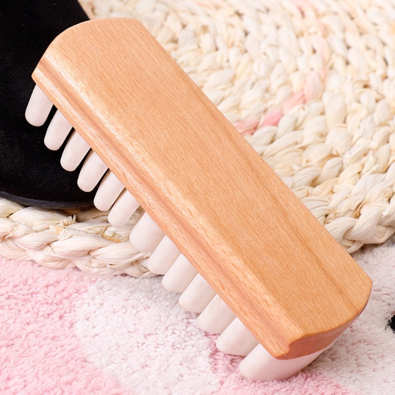 Magic Brush - Suede, Nubuck, leather,