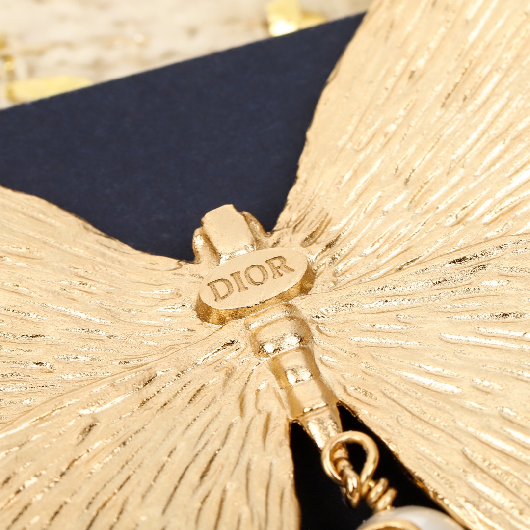 Dior Butterfly Pearl Necklace
