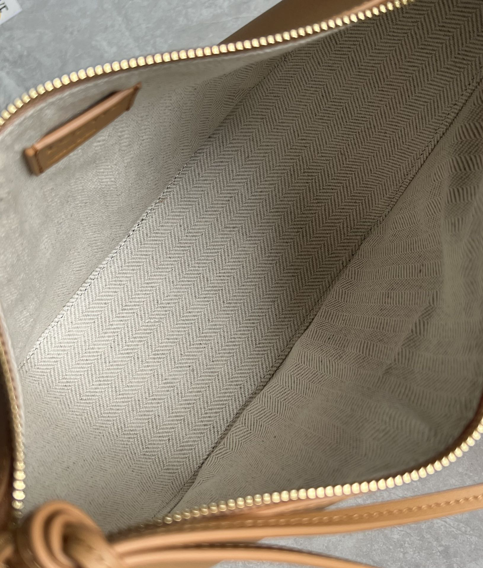 Loewe Hammock Underarm Bag 0687