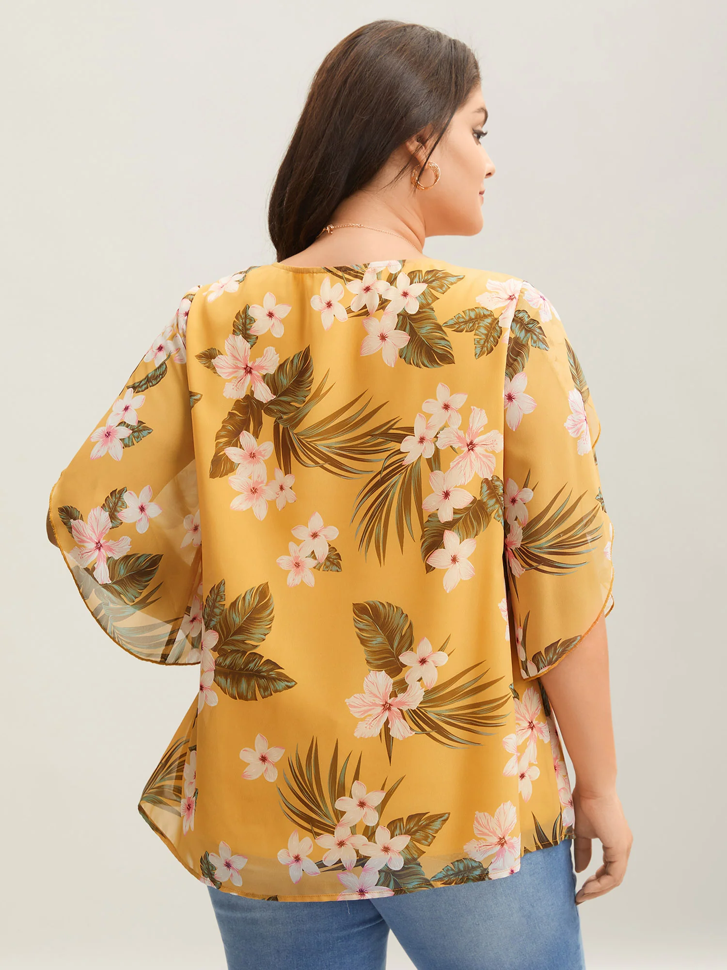 Petal Sleeve Floral Round Neck Shirt