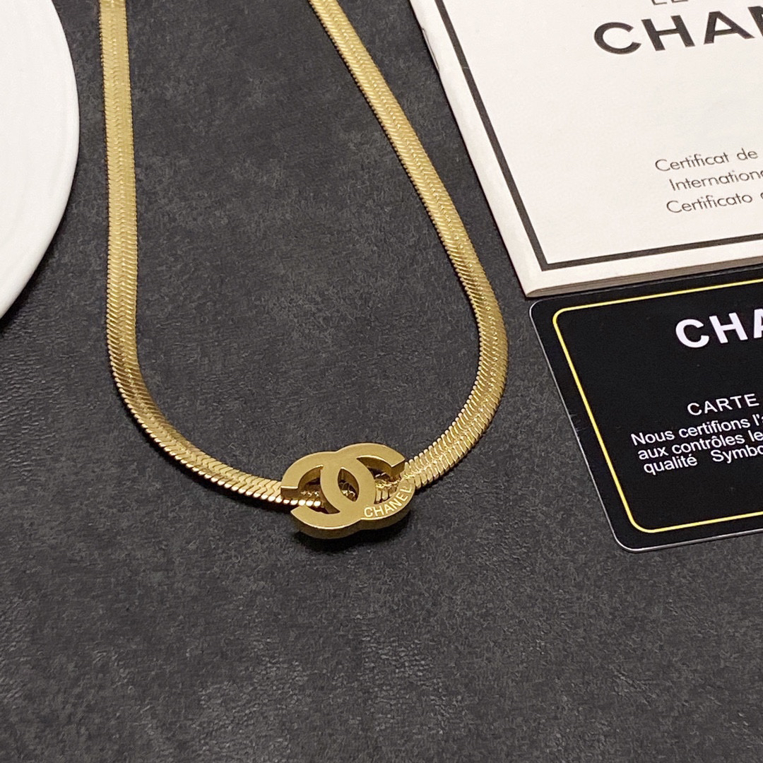 CHAN 24 stainless steel snake bone necklace