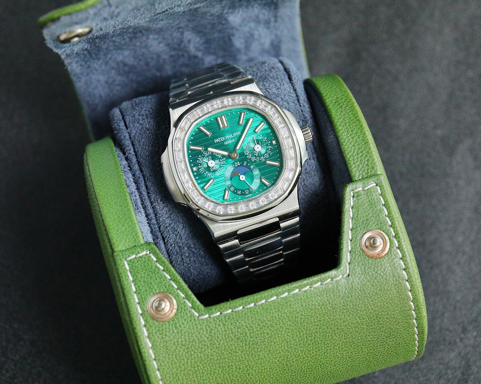 Patek Philippe Super Complex Multifunctional Nautilus 57401G-001
