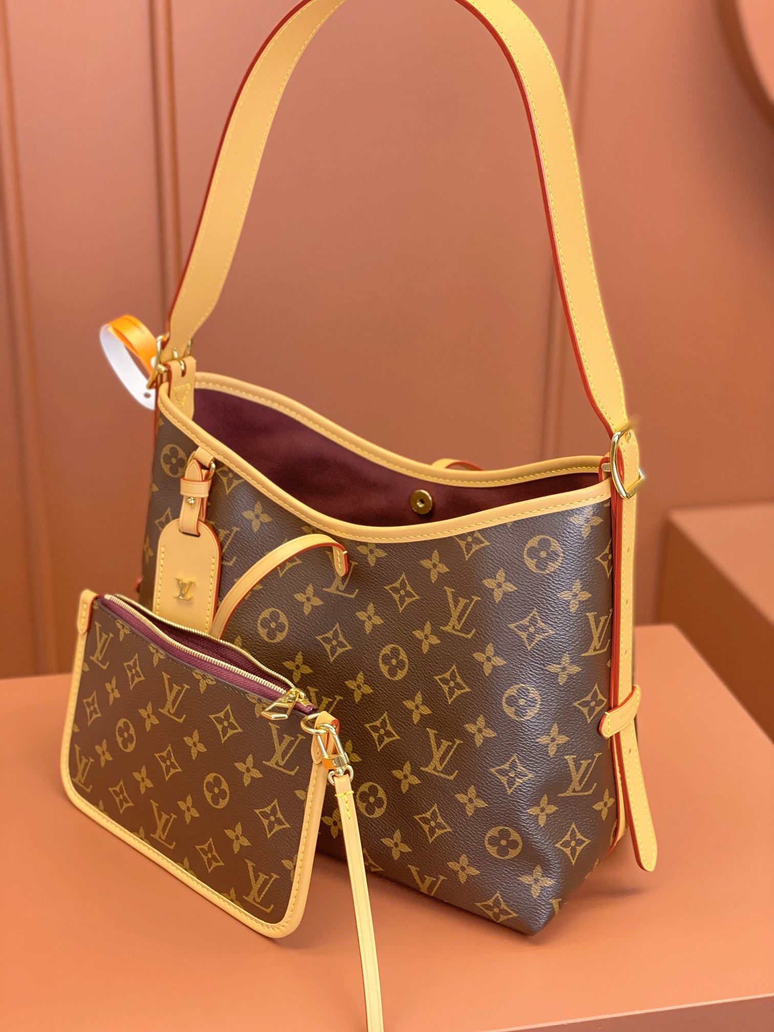 Louis Vuitton CARRYALL Small Handbag M46203