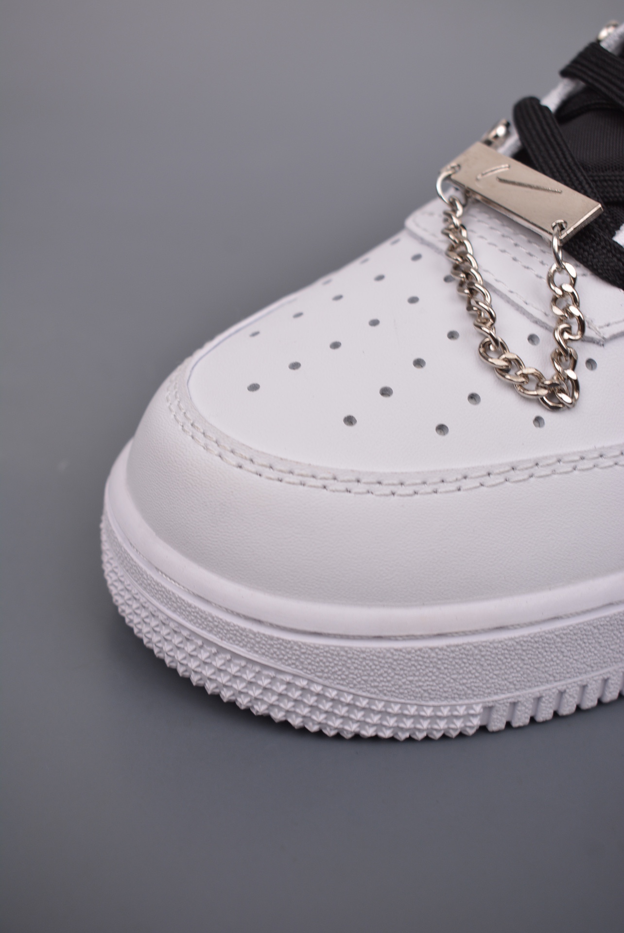 Nike Air Force 1 Low Silver Chain White Black DA8571-100