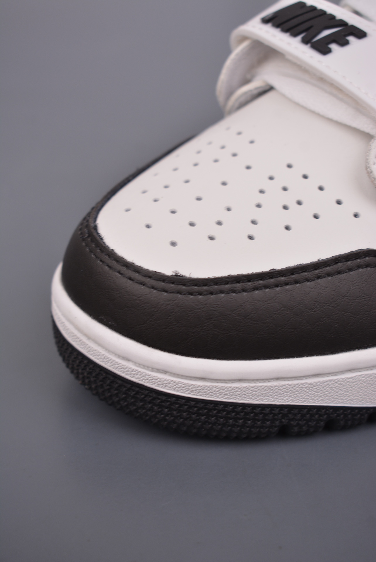 Air Jordan Legacy 312 Pouting Panda Black and White HV1811 101