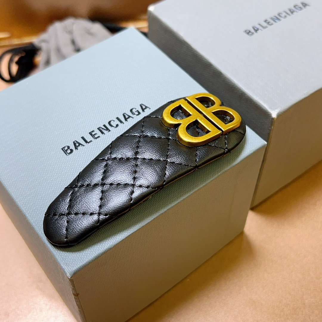 Balenciaga hairpin double B letter hairpin