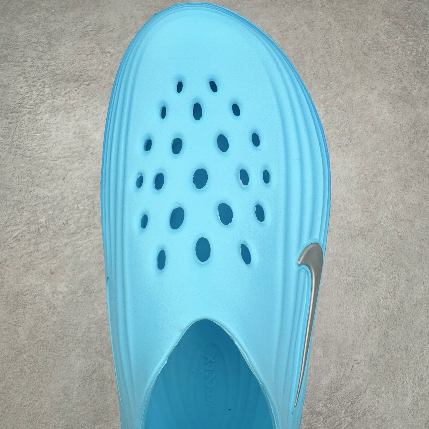 Nike ReactX Rejuven8 Simple, Comfortable and Versatile Hole Shoes