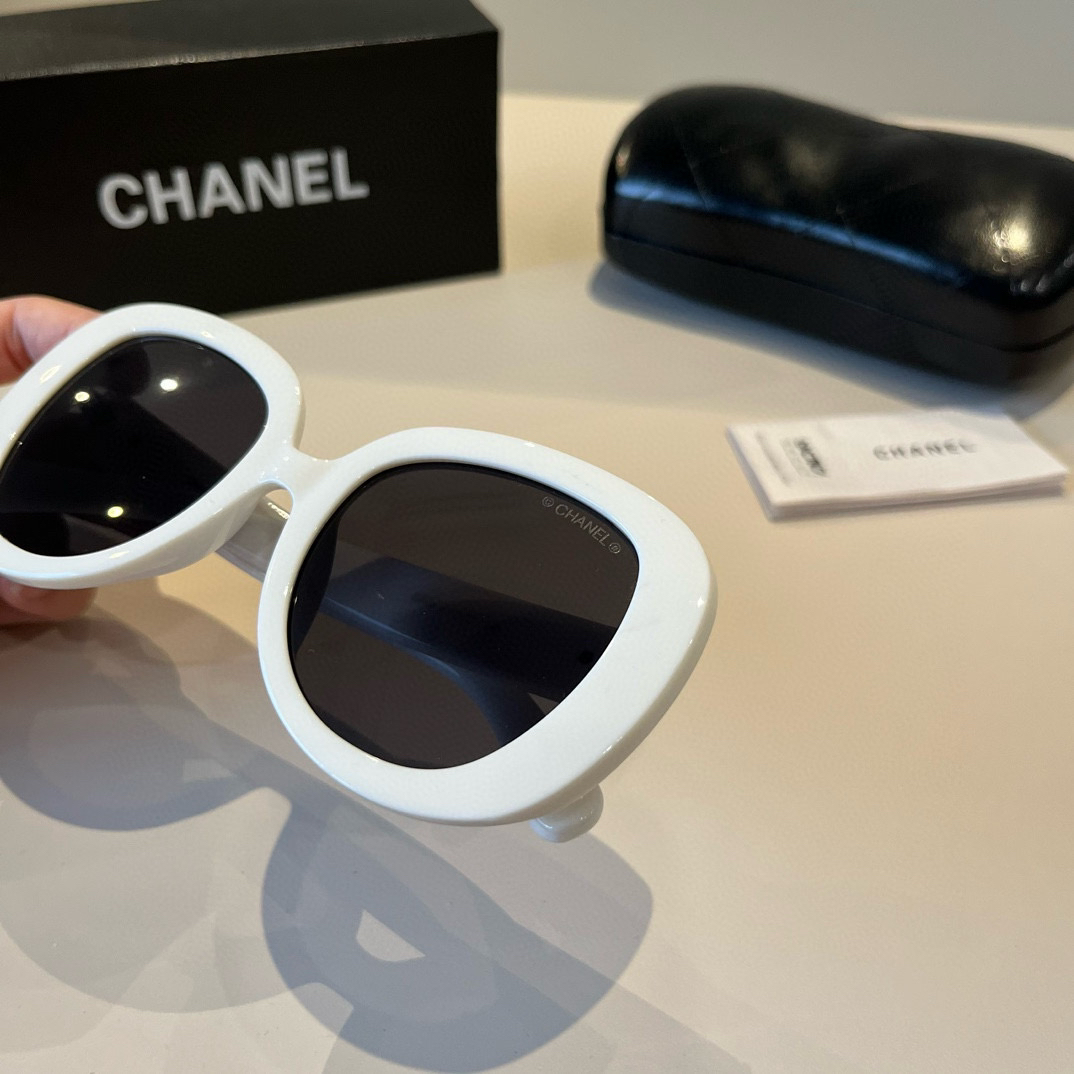 Chanel round frame sunglasses