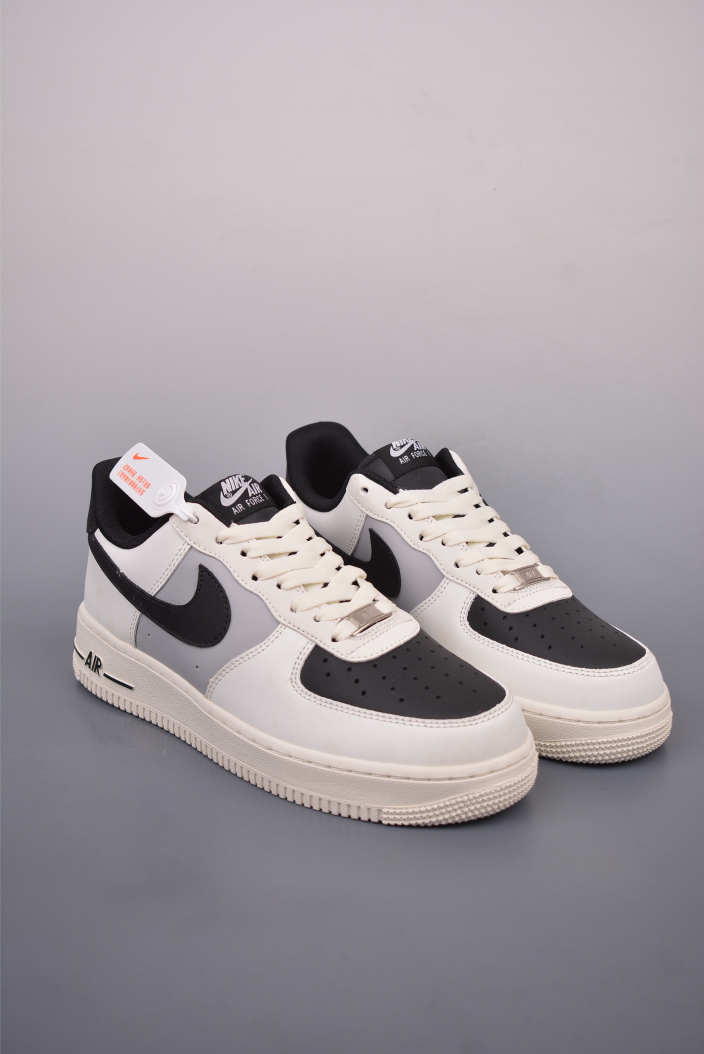 Nike Air Force 1´07 Low Beige, Black and Grey RS2696 112