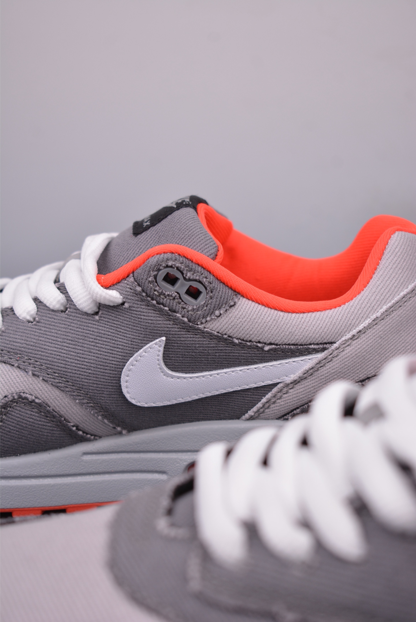 Jeff Staple x Nike Air Max 1 87 Original Series Running Shoes Pigeon Gray Pigeon BV1977-011