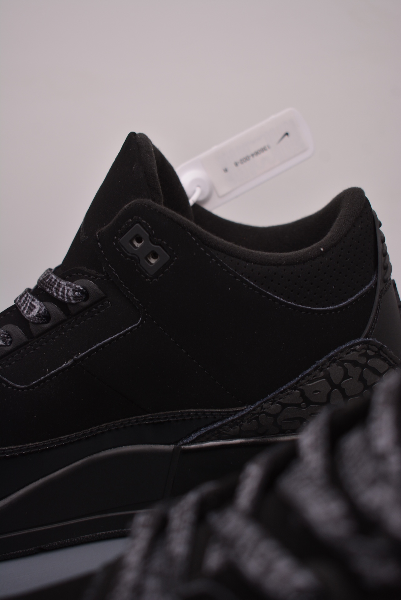 Air Jordan 3 Retro OGBlack Cat 136064-002