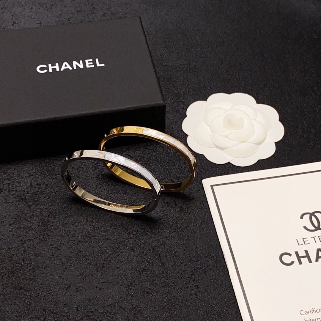 Chanel white mother-of-pearl bracelet