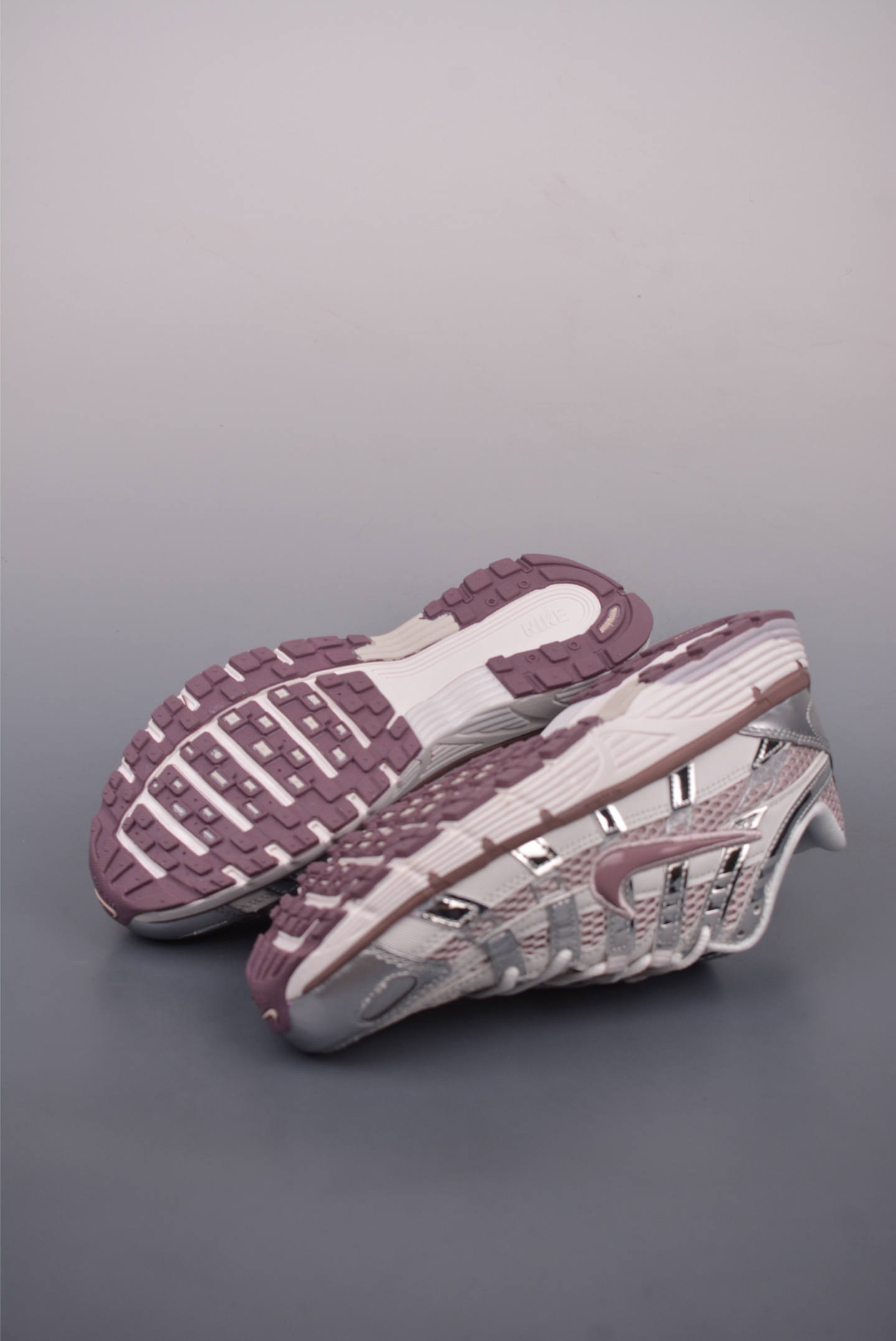 Nike P-6000 Premium Metallic Silver Gray Purple IB4019-019