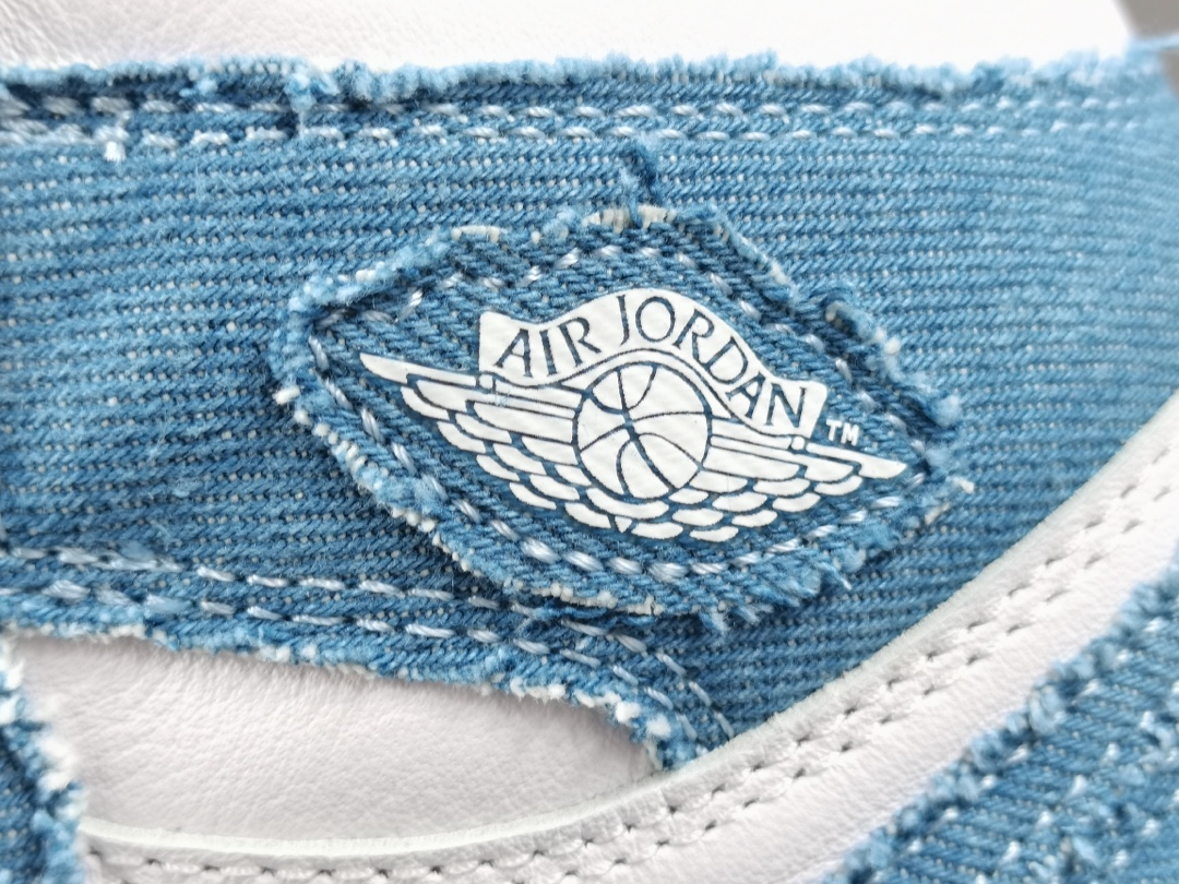 Nike Wmns Air Jordan 1 Retro High OGDenim DM9036-104